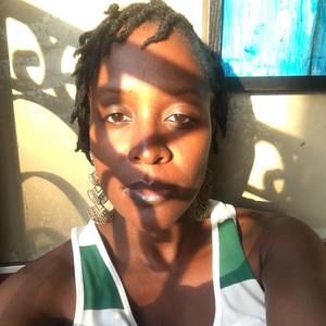 Meet your Posher, Simone